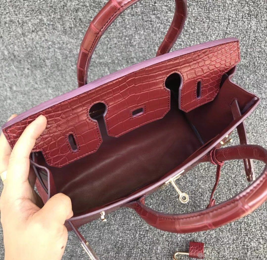 Burgundy hotsell colour handbags