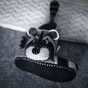 Обувь ручной работы handmade. Livemaster - original item Felted Baby Raccoon Slippers. Handmade.