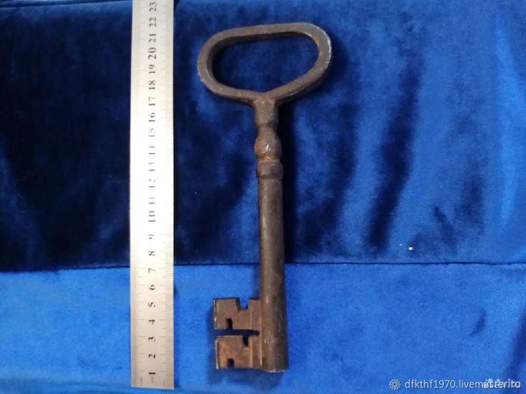 Винтаж: Амбарный старинный ключ 20 см в интернет-магазине на Ярмарке ...