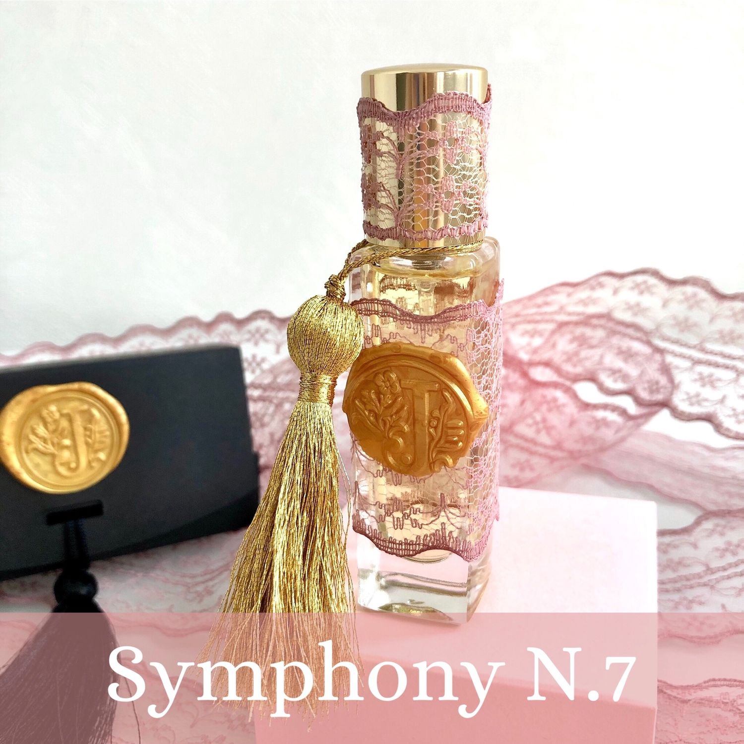 Louis vuitton stellar times. Парфюм симфония дедовск. Симфония духи. Louis vuitton cosmic cloud. Парфюм блоссом женский.