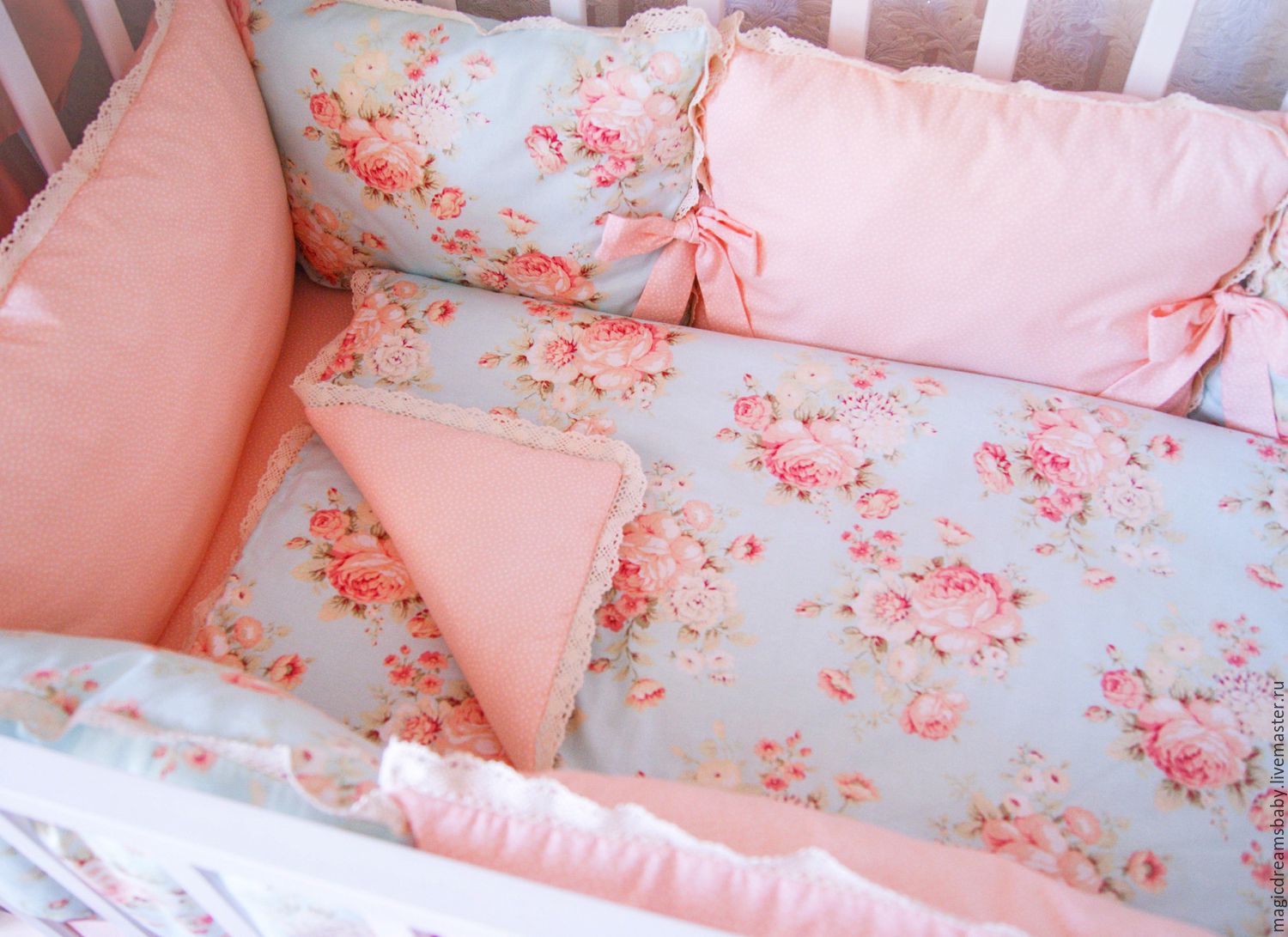 постельное белье в манеж кровать
