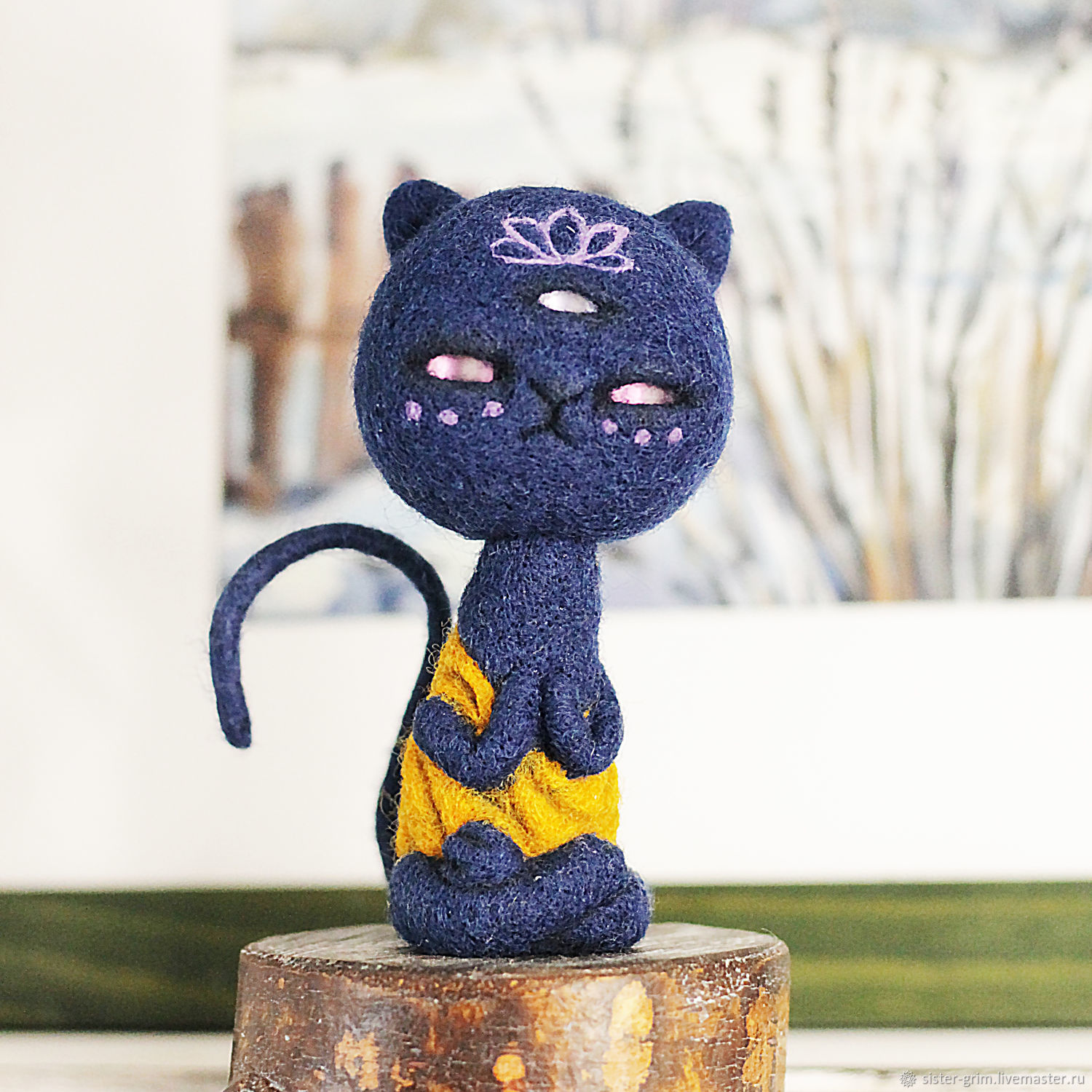 Кот Буддист синий. Кот - валяная игрушка. Интерьерная игрушка кот в ...
