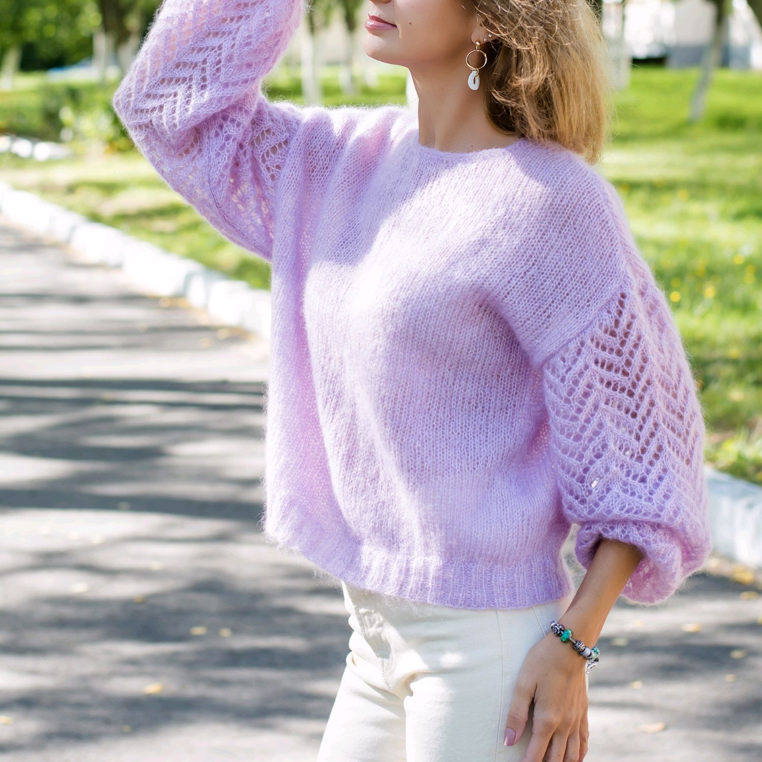 Вязаный свитер из мохера на шелке в интернет-магазине Ярмарка Мастеров поцене 9900 ₽ – MCN9SRU
