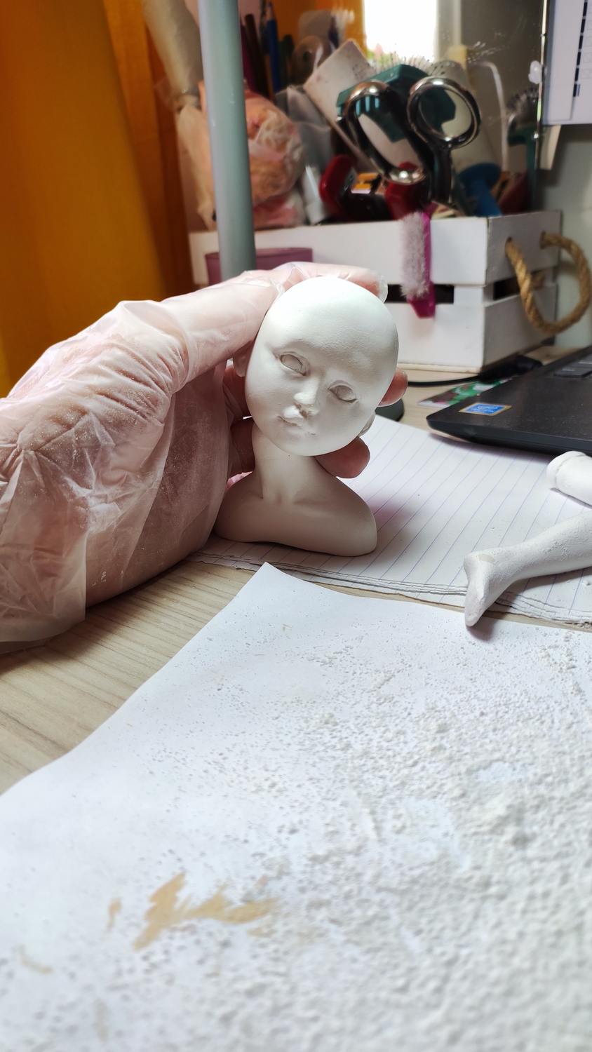Каждая кукла делается вручную