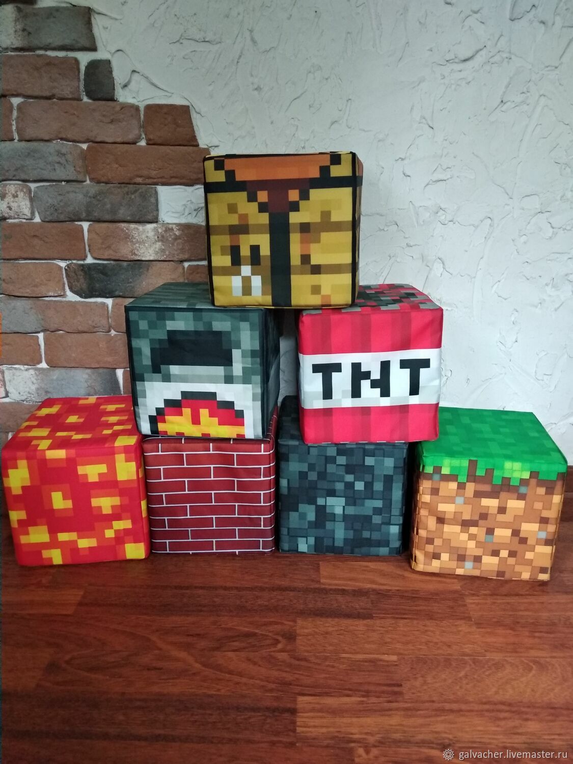 Маска Стива картонная из Майнкрафт Minecraft
