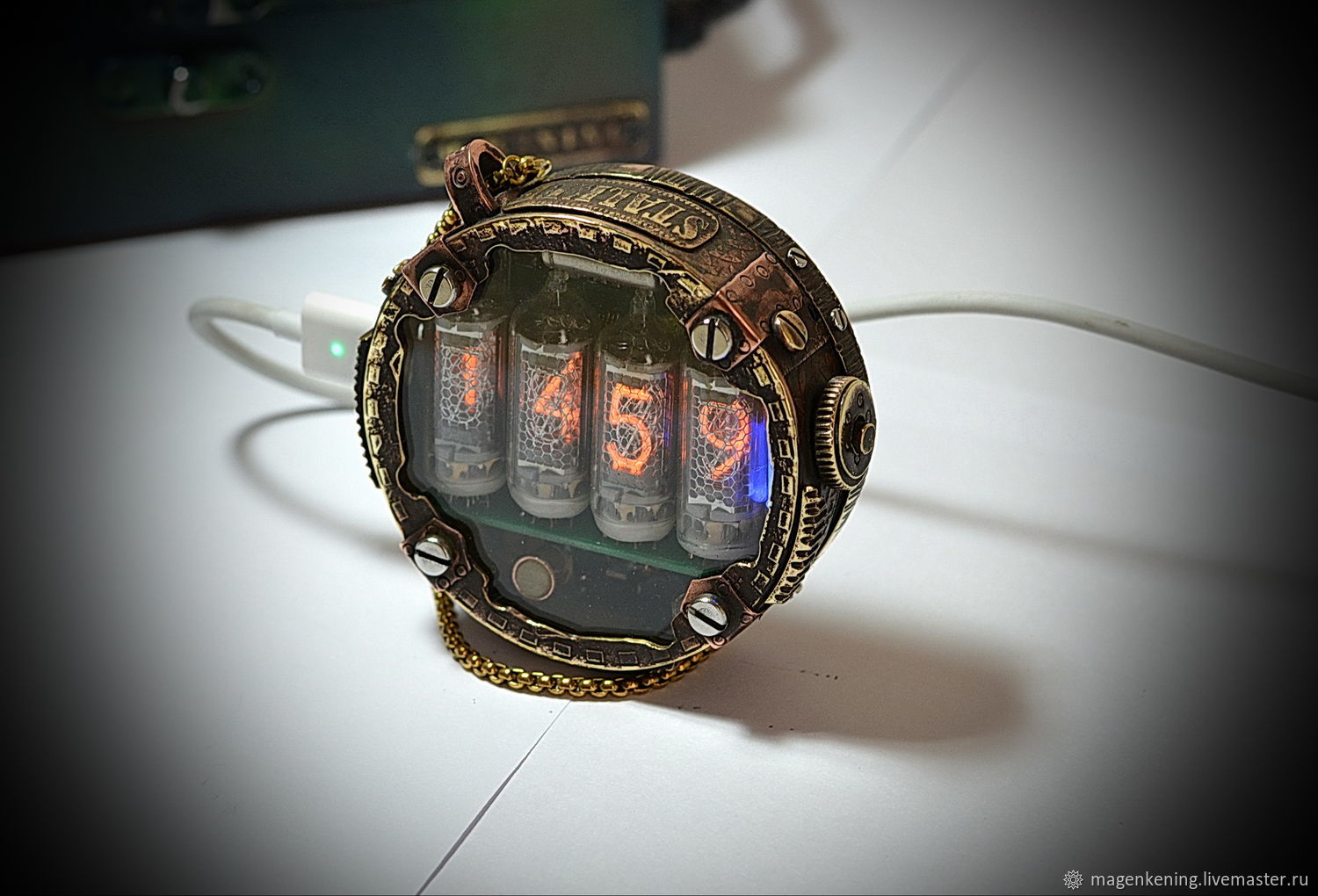 Часы метро 2033 Nixie