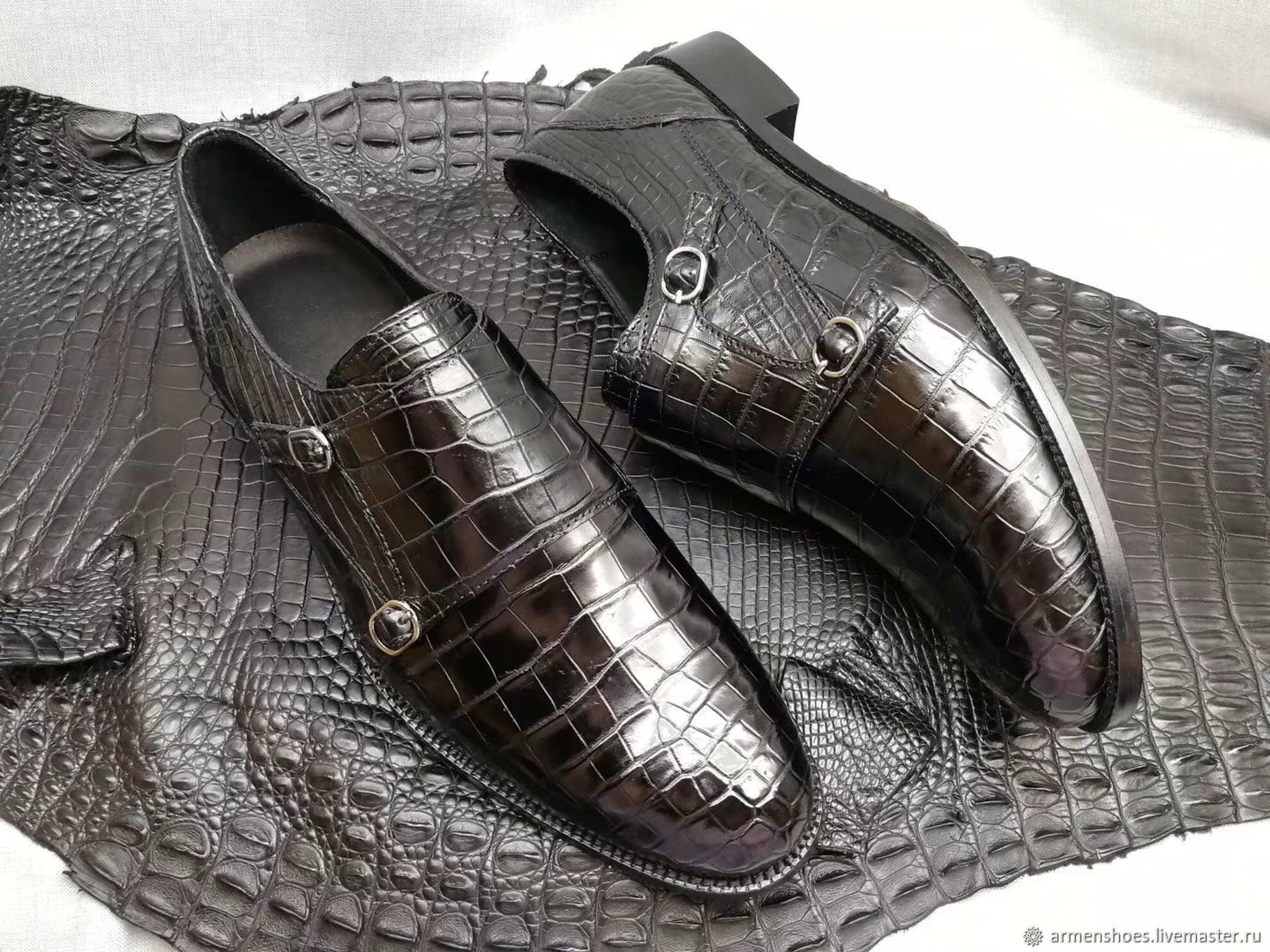 Туфли из кожи крокодила мужские