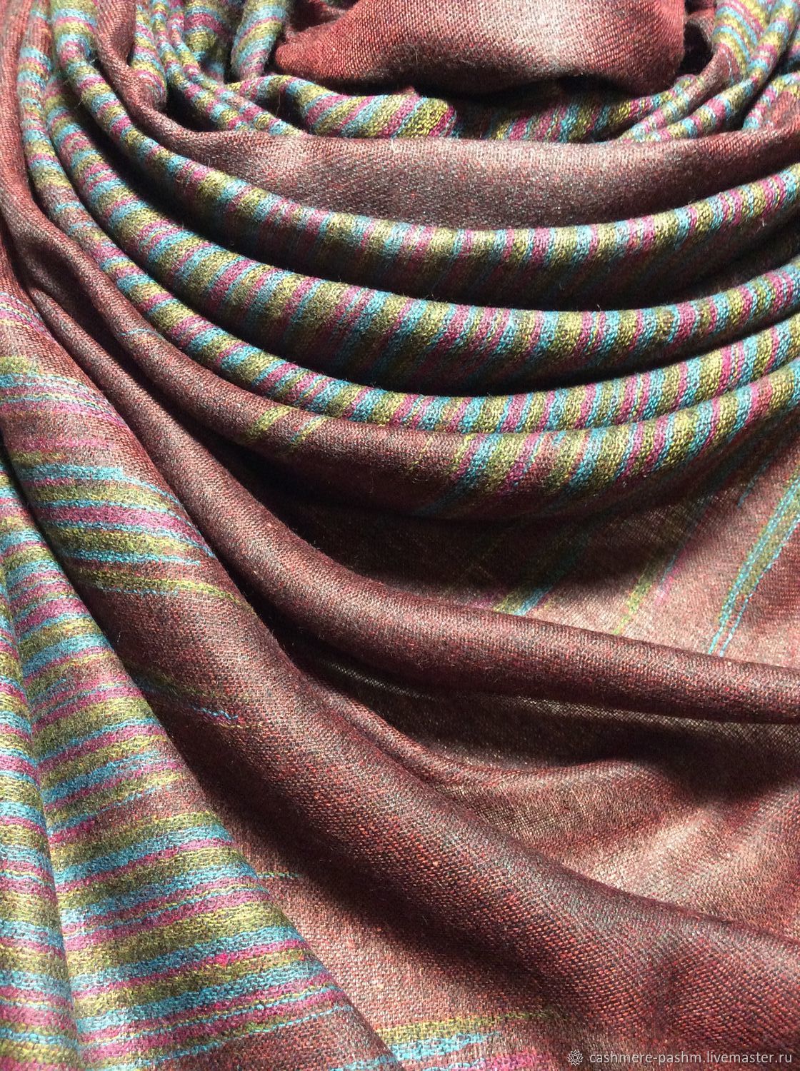 шелк и кашемир бородатый. палантин кашемир шелк. кашемировый палантин uniqlo. палантин хамелеон. Cashmere палантин 1830 цвет 17.