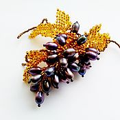 IRIS AMETHYST. The brooch is a flower of Japanese glass seed beads