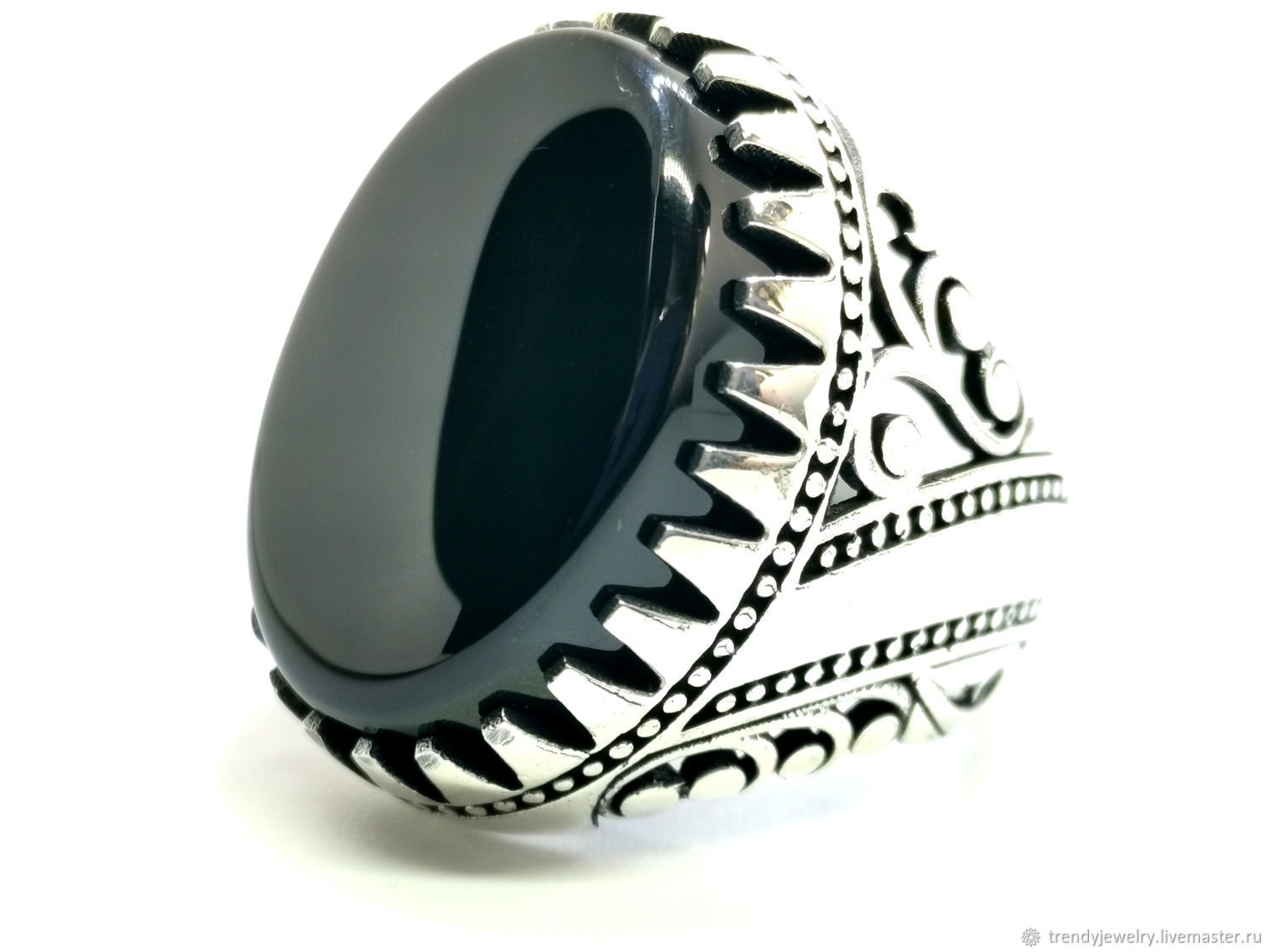 Перстень серебро с черным агатом