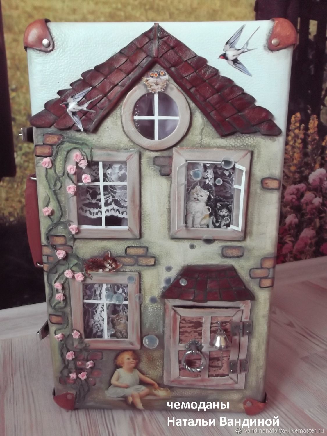 suitcase dollhouse