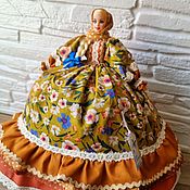 Кукла -грелка на чайник "Алёнушка "