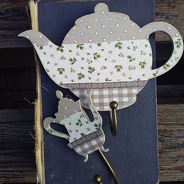 Вешалки и крючки нежная зелень кухня. Марина Абушахмина декупаж. Вешалки и крючки ручной работы - Ярмарка Мастеров Вешалки и крючки ручной работы. Ярмарка Мастеров - ручная работа Вешалки и крючки нежная зелень кухня. Handmade.