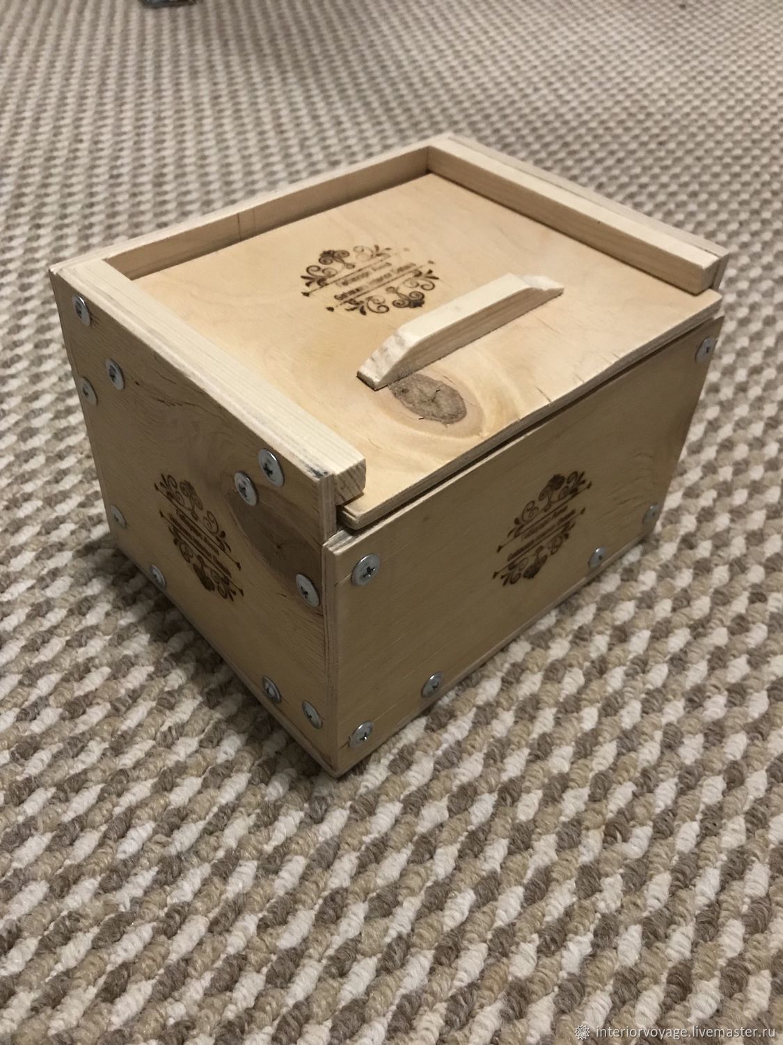Авторский деревянный ящик-пенал для изделий от декоратора – заказать на .