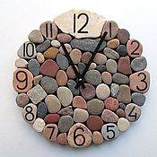 Для дома и интерьера handmade. Livemaster - original item Watches made of natural colored sea pebbles. Handmade.