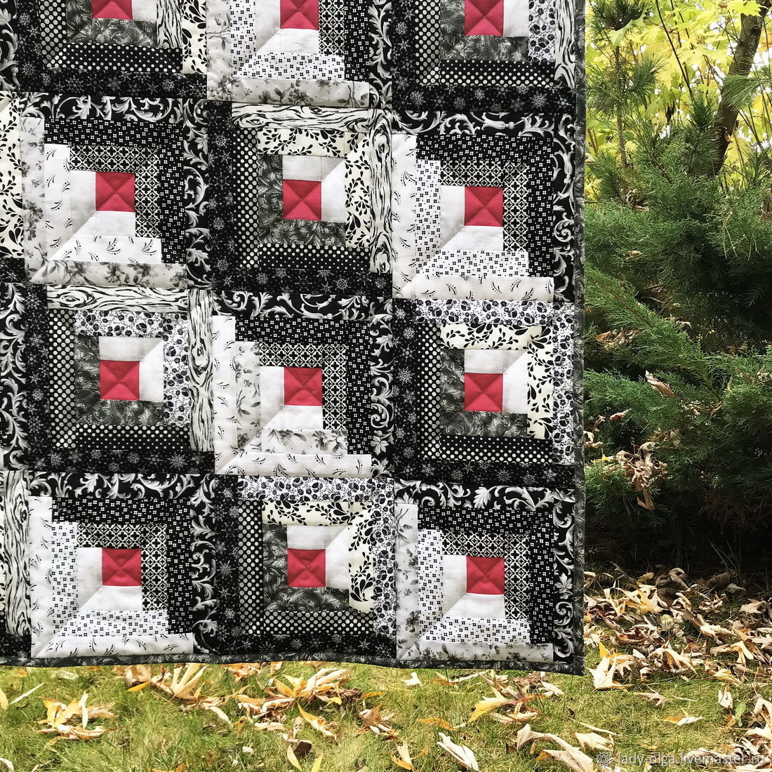 белое лоскутное одеяло. белое лоскутное одеяло. пэчворк покрывало черно белое. белое лоскутное одеяло. черное лоскутное одеяло.