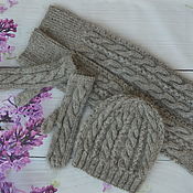 The Openwork knitted woolen stoles