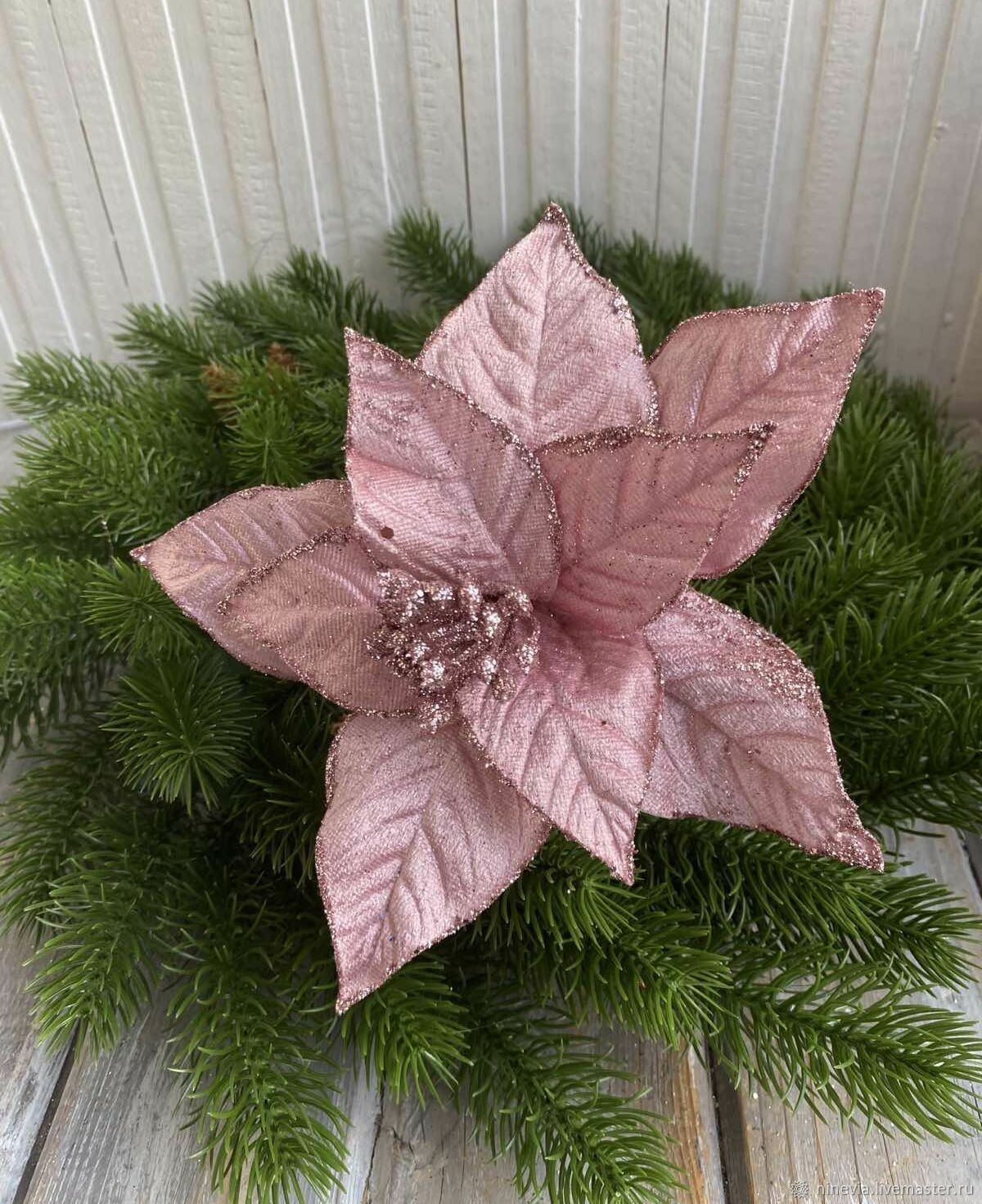 Пуансеттия бархатная 20 см купить в интернет-магазине Ярмарка Мастеров ...