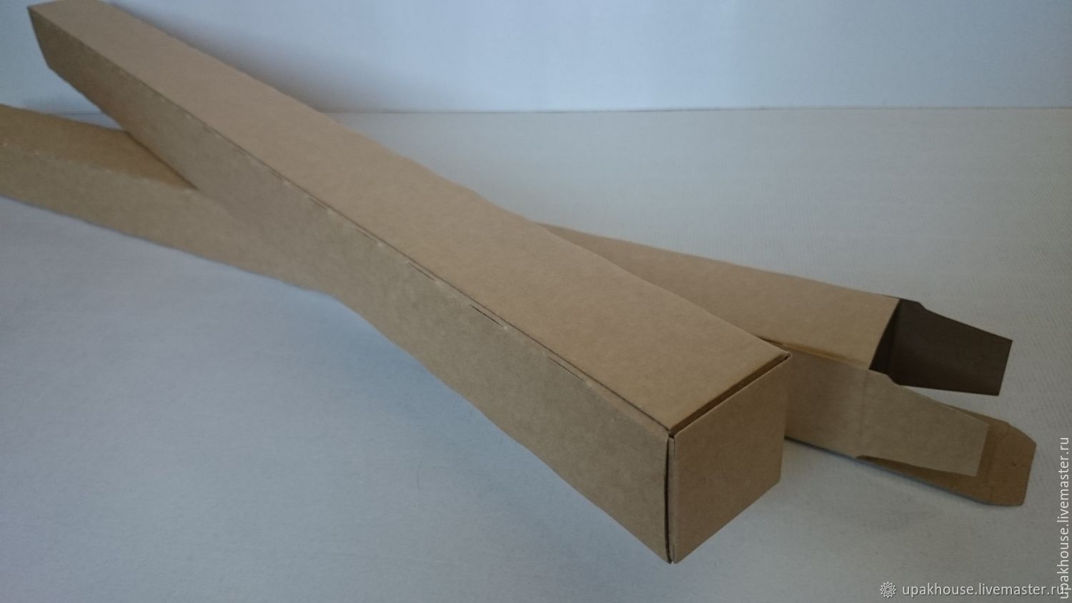 Удлиненные коробки. Коробка из микрогофрокартона 120x90x55. Длинная картонная коробка. Коробка картонная длинная узкая. Коробки узкие и длинные.