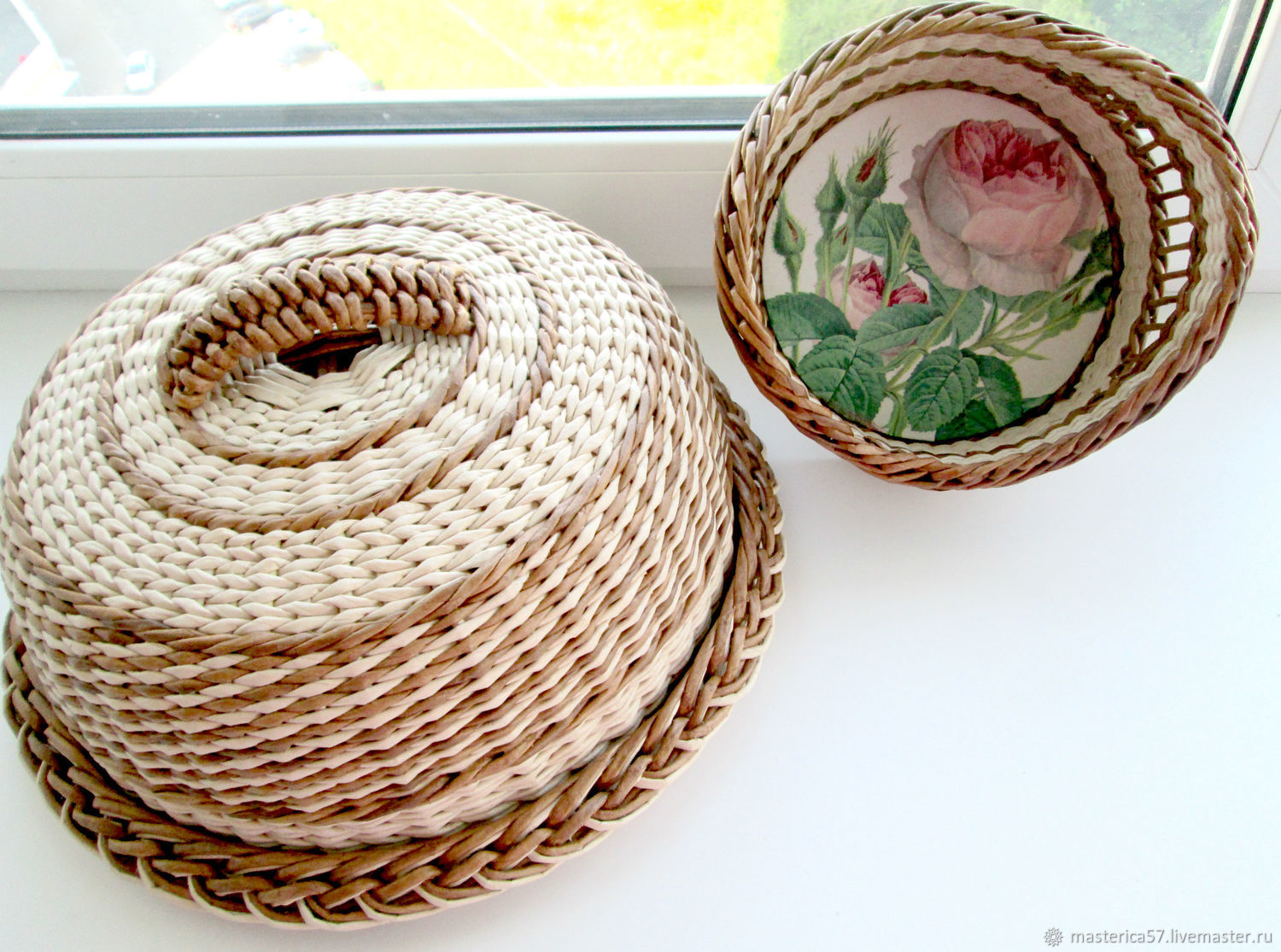 Плетеная хлебница на стол