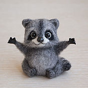 Куклы и игрушки ручной работы. Ярмарка Мастеров - ручная работа Felt toy: raccoon. Handmade.