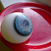 Что делать если в глаз попало мыло. Мыло которым моют глаза. Мыло для рук. Гигиена эстетика. Девушка с мылом в руках.