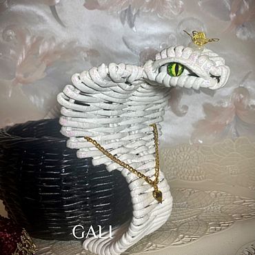 Дизайн и реклама ручной работы. Ярмарка Мастеров - ручная работа Змея кобра. Handmade.