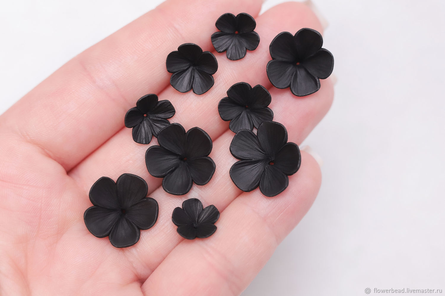 Чёрные цветы из полимерной глины, 30 штук купить в интернет-магазине ...