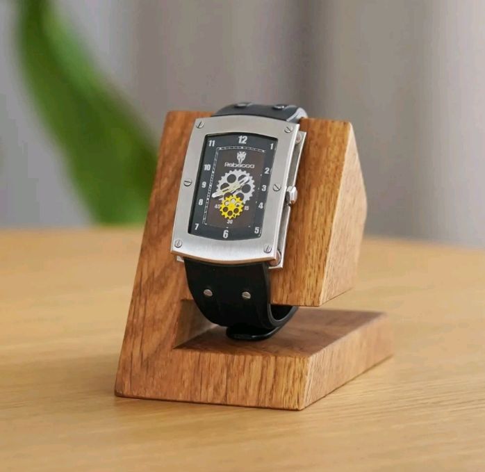 Подставка под часы или браслеты в интернет-магазине Ярмарка Мастеров по ...