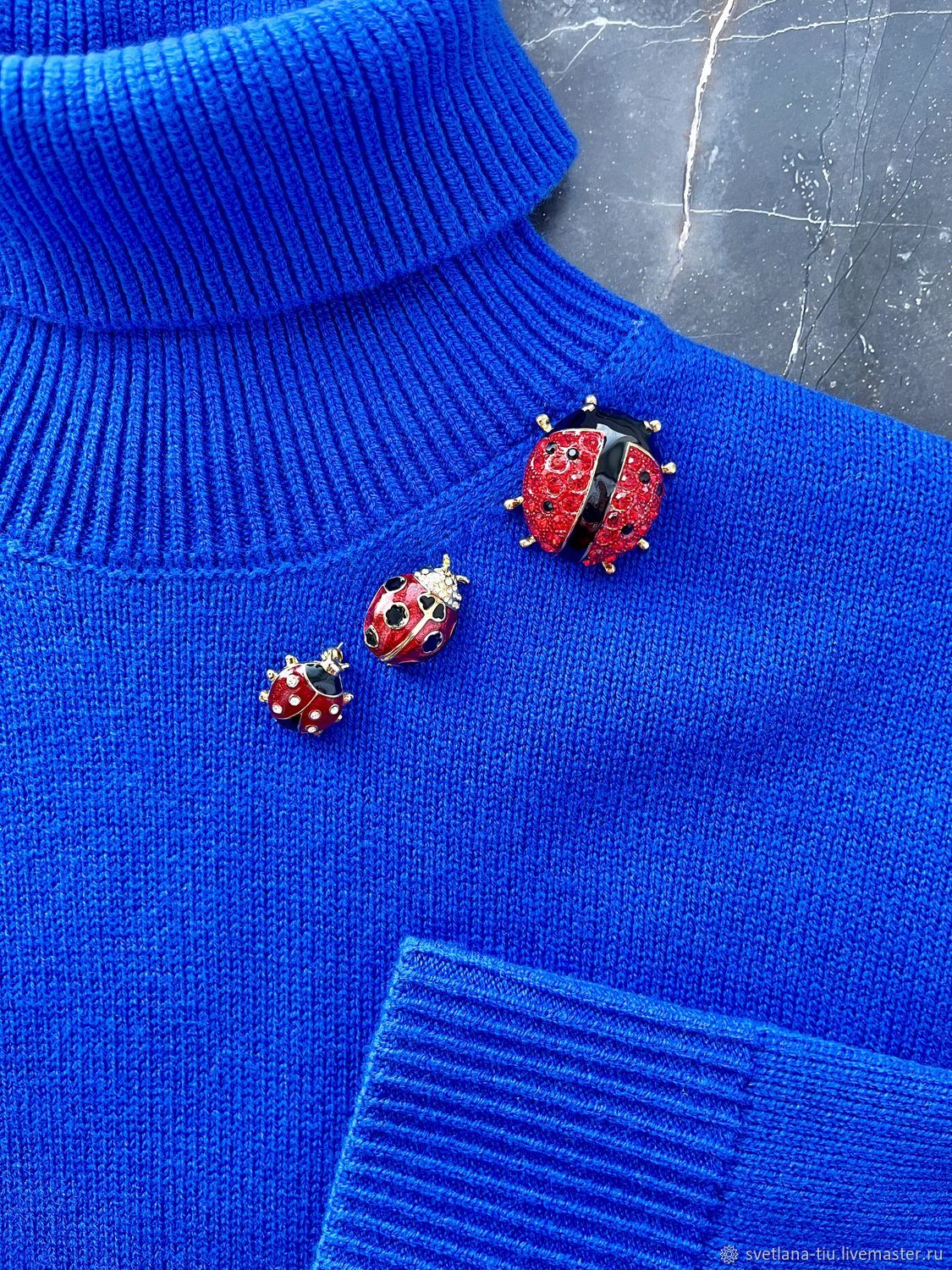 Винтаж: Милые винтажные броши «Божьи коровки» купить в интернет-магазине Ярмарка Мастеров по цене 1900 ₽ – UE1AMRU, Броши винтажные, Санкт-Петербург - доставка по России