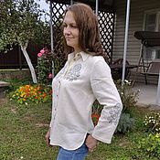 Льняная блузка с авторской росписью: Милана