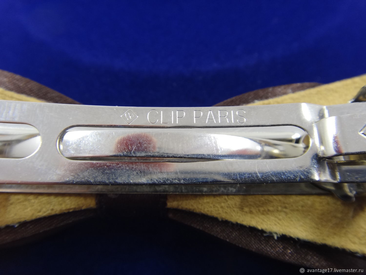 Как открыть заколку. Открыть заколку автомат для волос. Как открыть заколку автомат. Как раскрыть заколку. Как открыть заколку все виды