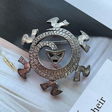 Винтаж ручной работы. Ярмарка Мастеров - ручная работа Винтаж: Coro. Брошь. KoBh01. Handmade.