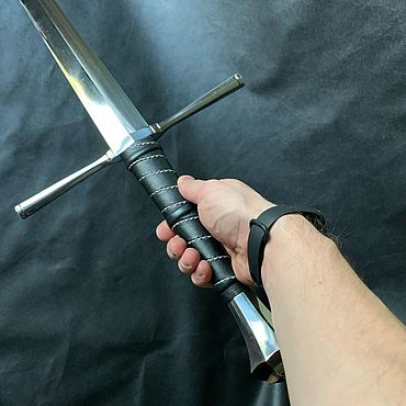 Сувенирные рыцарские мечи