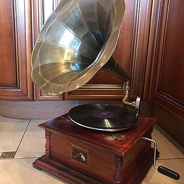 Дизайн и реклама ручной работы. Ярмарка Мастеров - ручная работа Граммофон His master’s voice. Handmade.