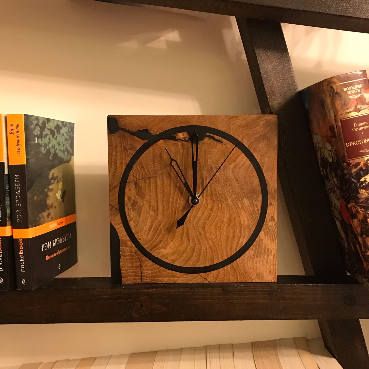 Часы из дерева и эпоксидки – заказать на Ярмарке Мастеров – NJYYYRU ...