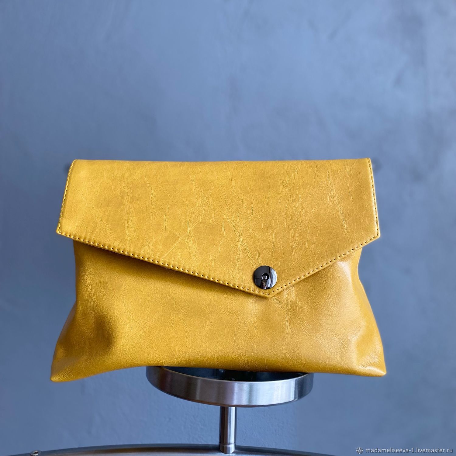 Сумка из кожи. MOSCOW. Желтая в интернет-магазине Ярмарка Мастеров по ...