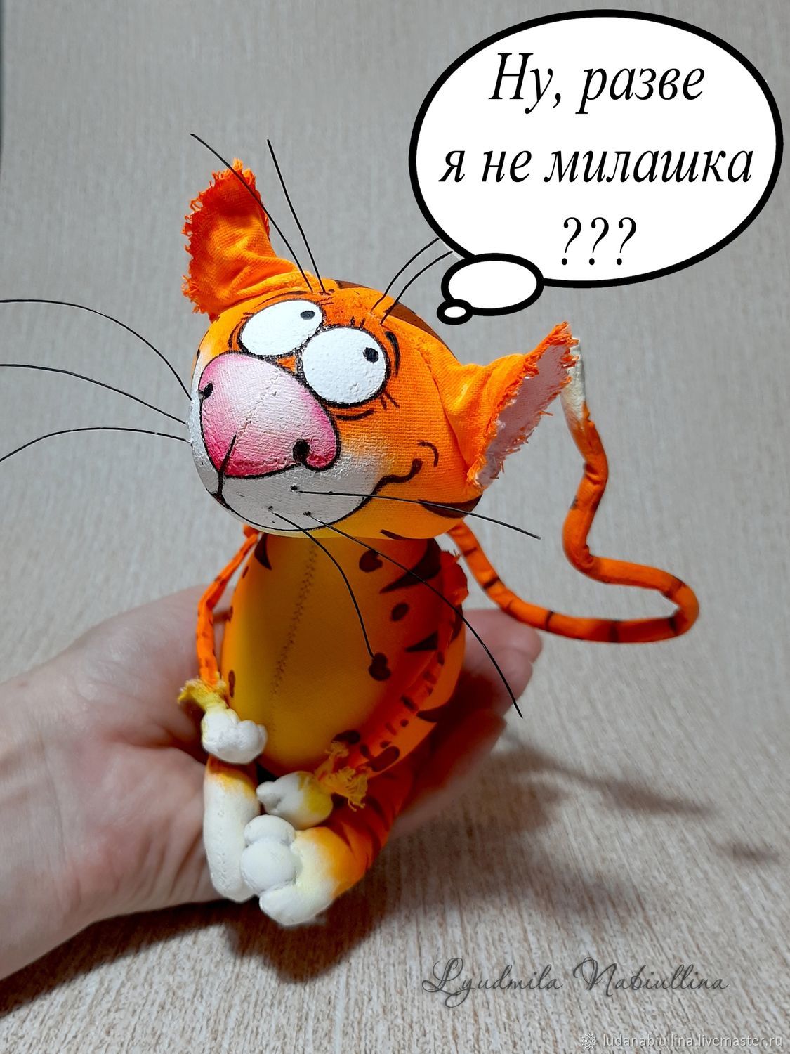 Поделка кот с колбасой