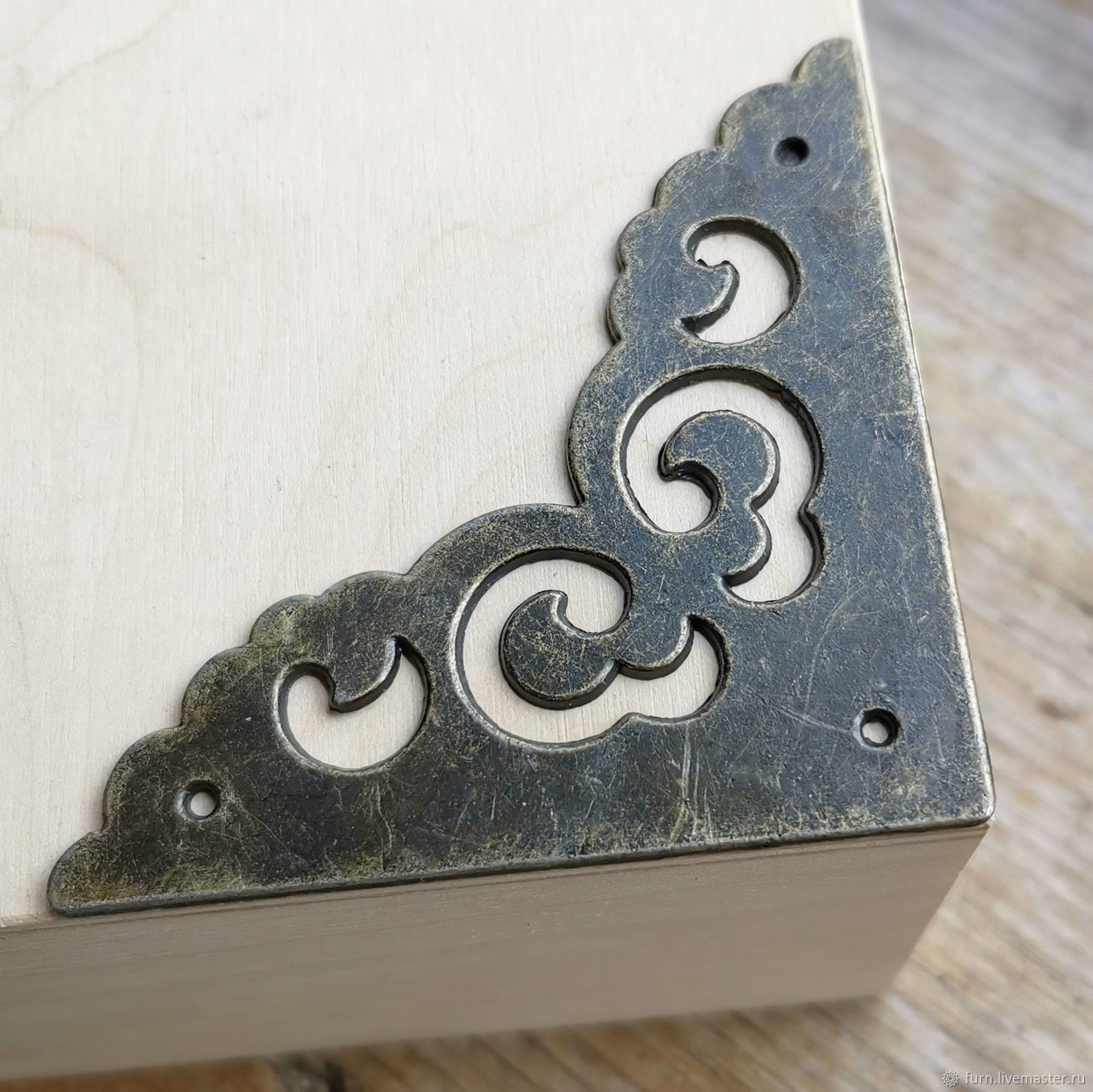 Большой тяжелый уголок КАЧЕСТВО 65х65 арт. У-880 бронза сундука в ...