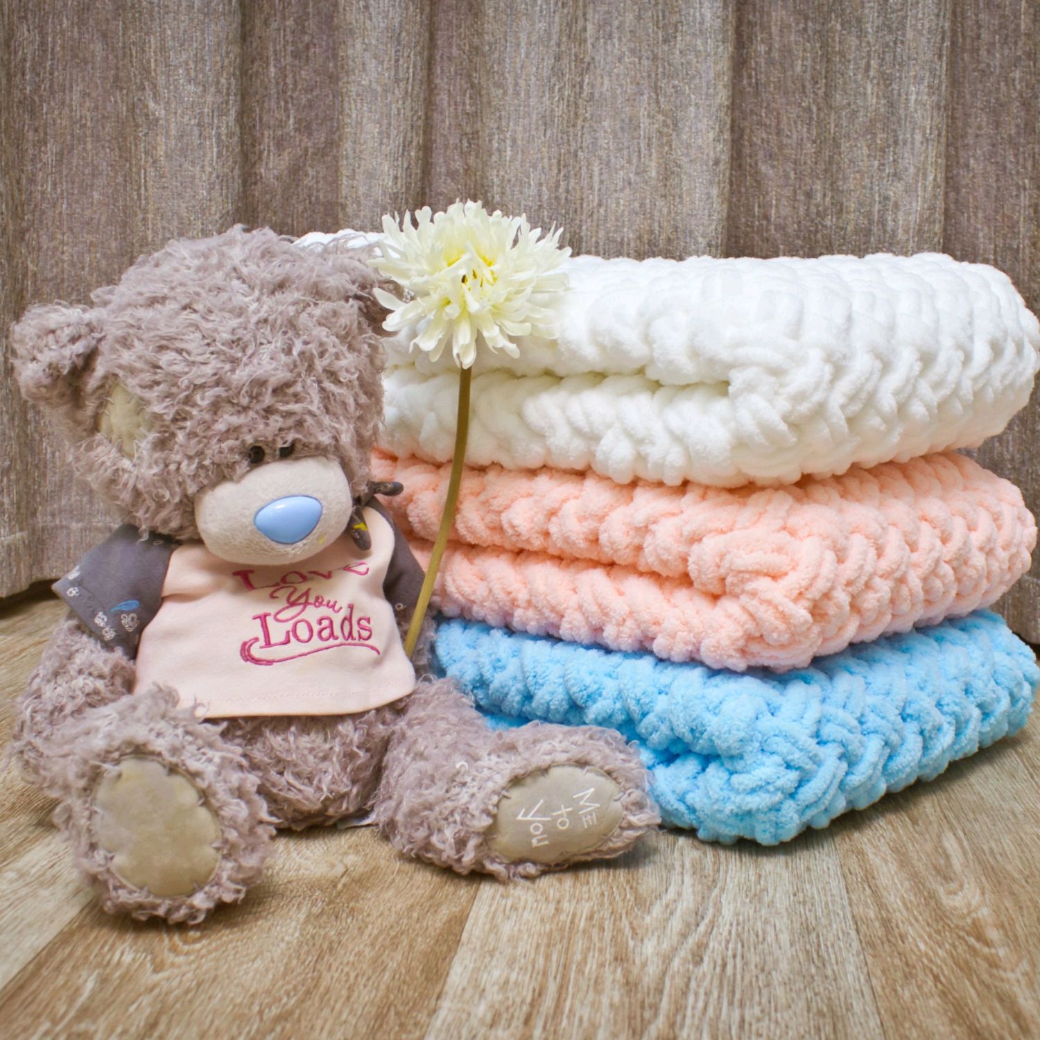 Пледик из пряжи Alize Puffy 85х85 в интернет-магазине на Ярмарке ...