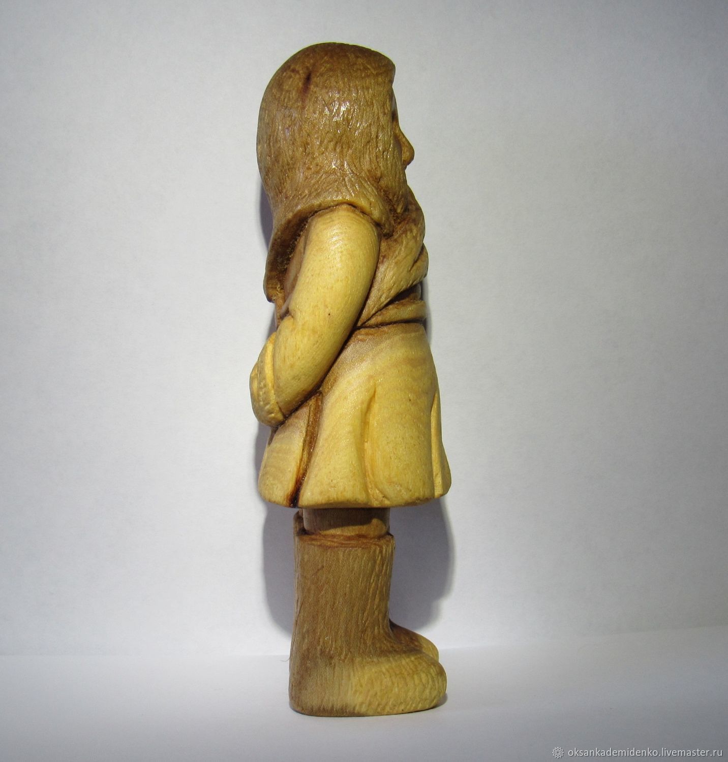 Девочка. Резная фигурка из дерева купить в интернет-магазине Ярмарка ...