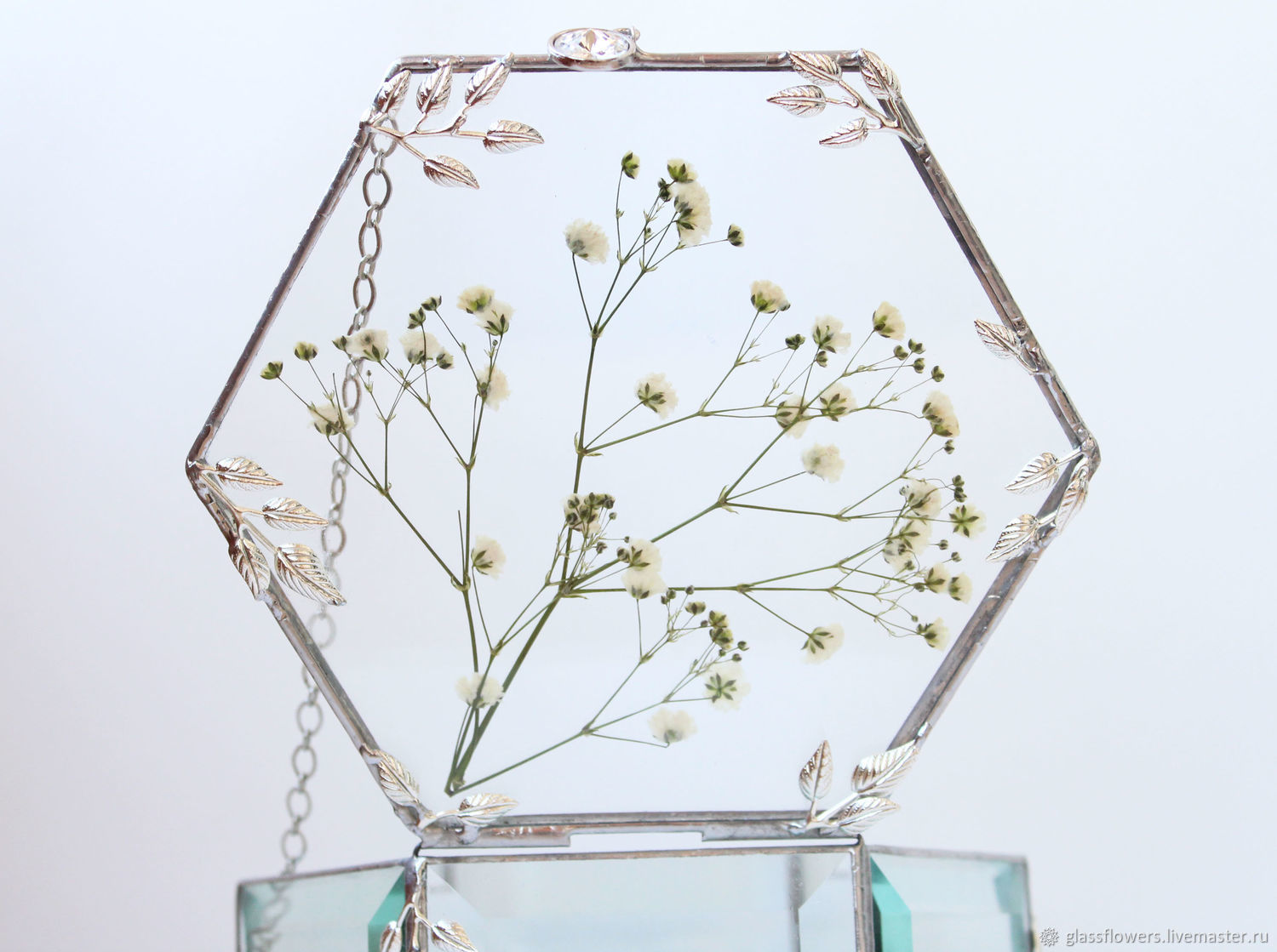 Шкатулка из стекла. Шкатулка с гербарием. Фацетное стекло и филигрань ...