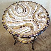 Столик журнальный с мозаичной столешницей