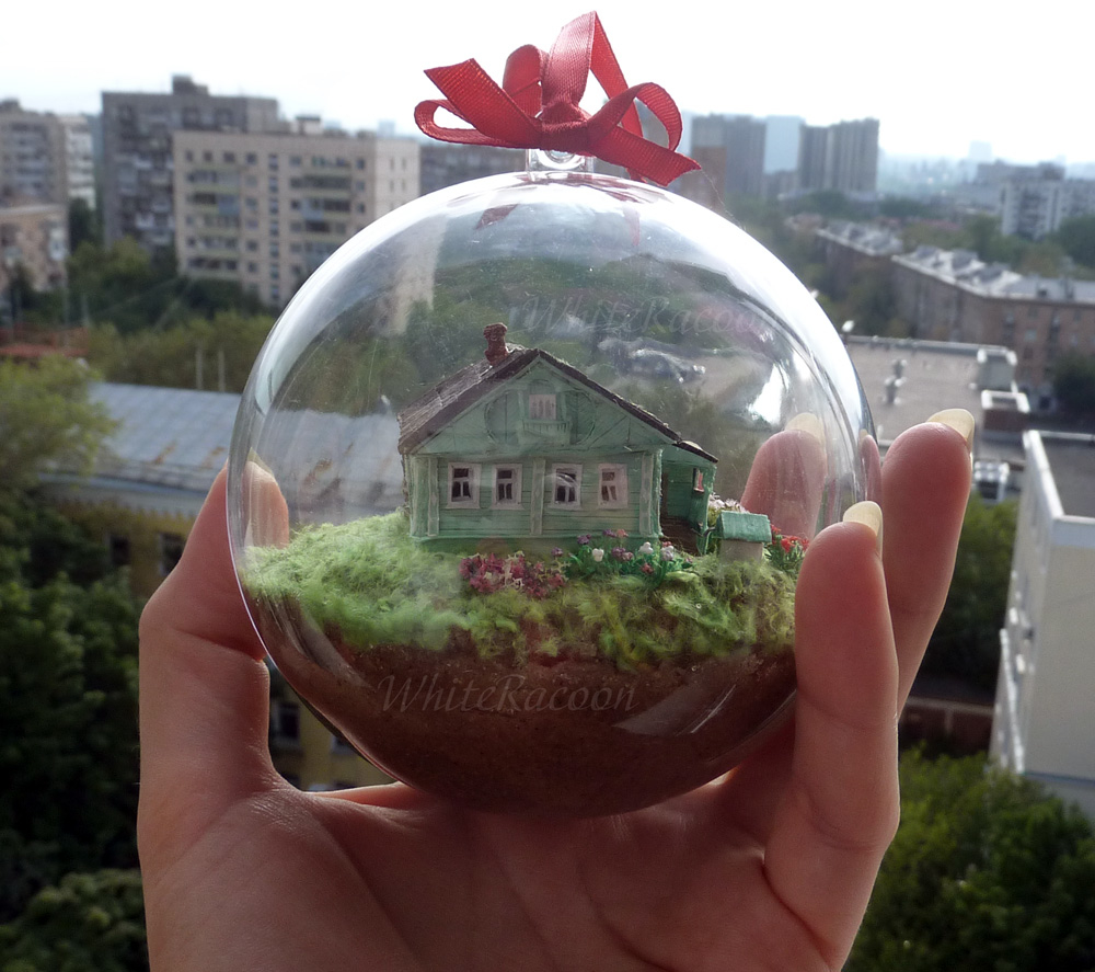 Микрокопия родового гнезда в елочном шаре