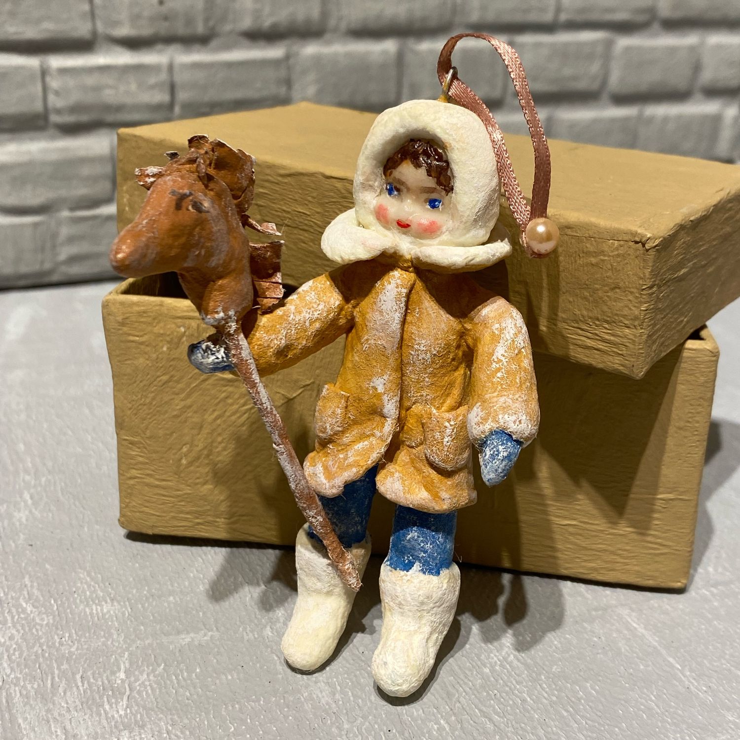 Игрушка из ваты в ретро стиле СССР «Мальчик с лошадкой» купить в ...