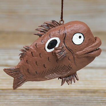Сувениры и подарки ручной работы. Ярмарка Мастеров - ручная работа Ёлочная игрушка из ваты – Рыбка. Коллекционная игрушка. Handmade.