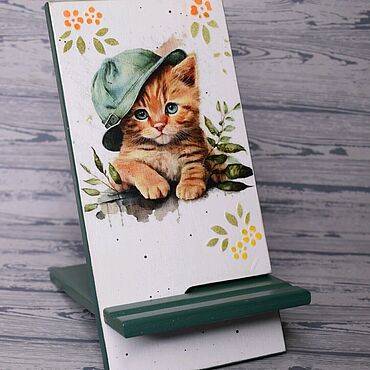 Для дома и интерьера ручной работы. Ярмарка Мастеров - ручная работа Подставка для телефона деревянная, рыжий кот, подарок. Handmade.