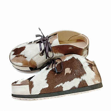 Обувь ручной работы. Ярмарка Мастеров - ручная работа Ботинки из меха пони "Cow style". Handmade.