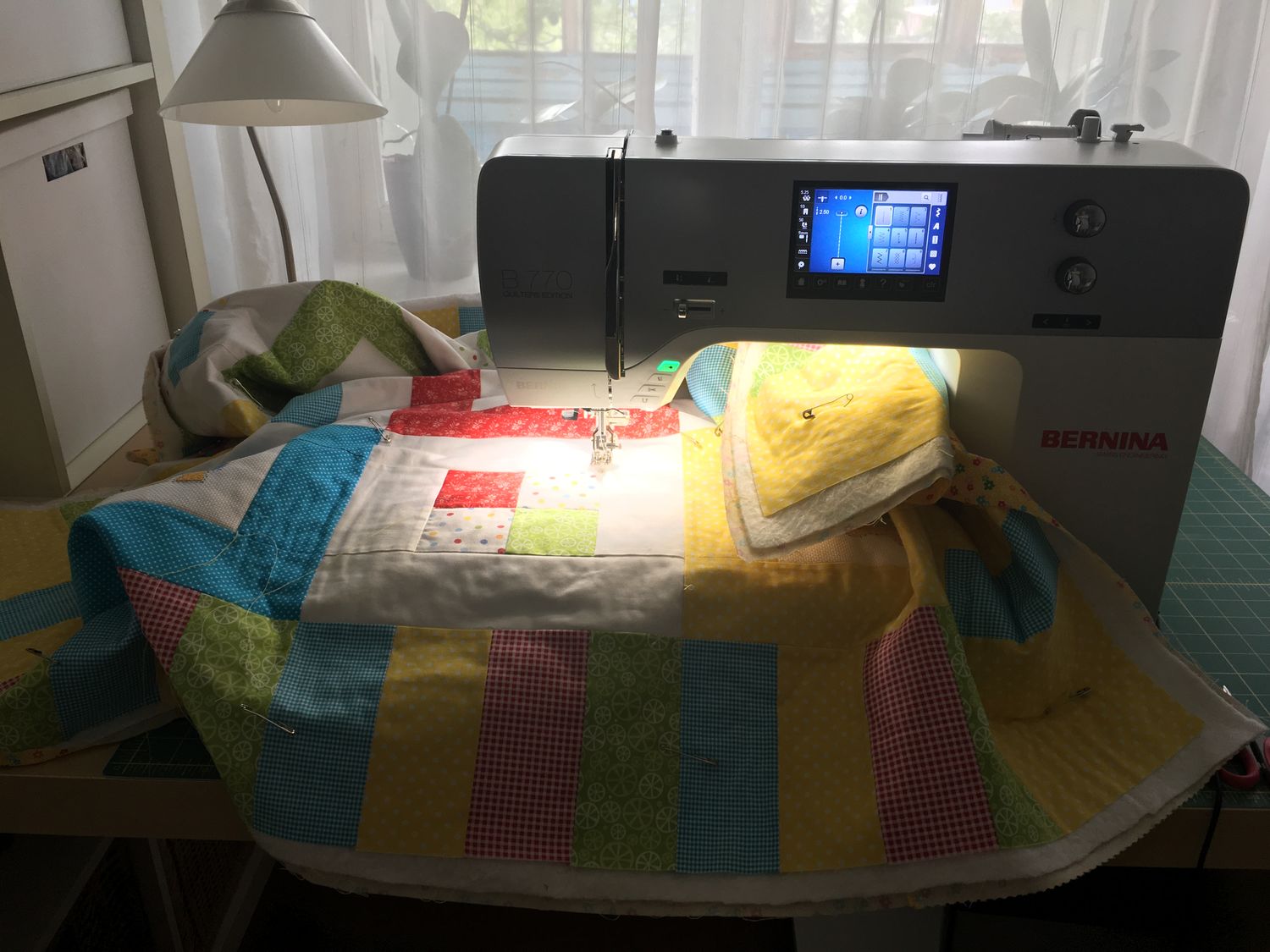 Моя швейная машина BERNINA QE770