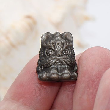 Материалы для творчества ручной работы. Ярмарка Мастеров - ручная работа Обсидиан натуральный черный серебристый бусины фигурки Лев БНК-208. Handmade.